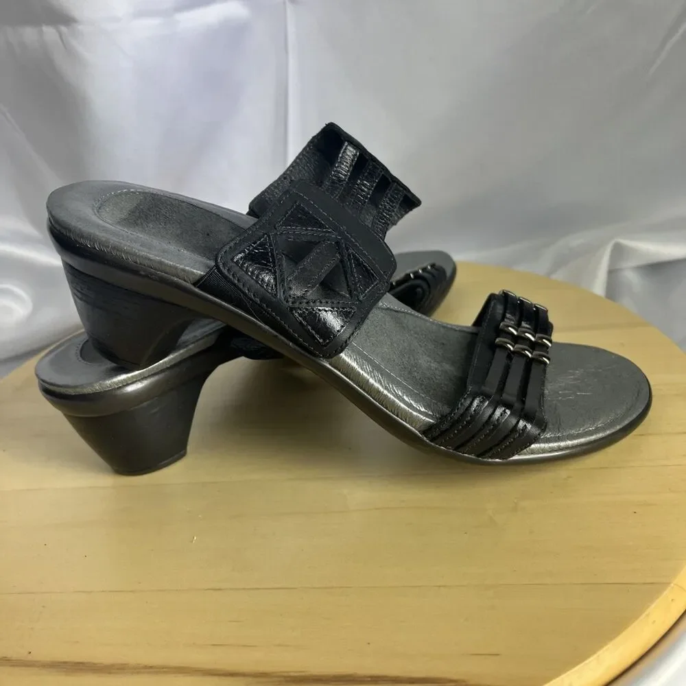 Naot Shoes  Womens Eur 40 US 9 Afrodita Sandals silver Gray Leather Low Heels
